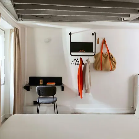Korner Louvre Otel Paris