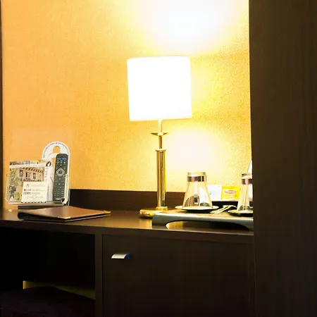Korner Louvre Otel Paris