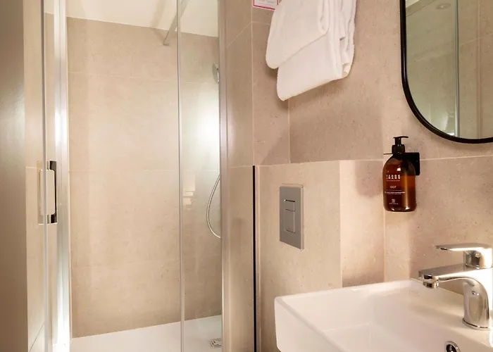 Korner Louvre 3* Paris