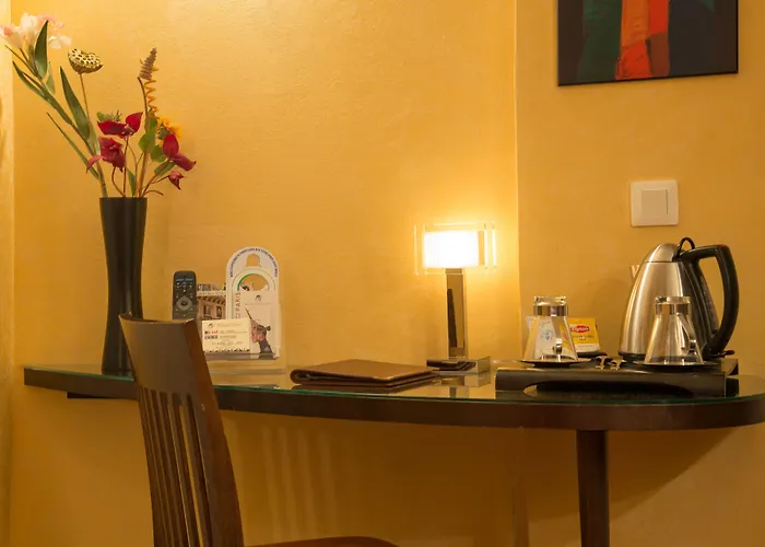 Korner Louvre Hotel 3*