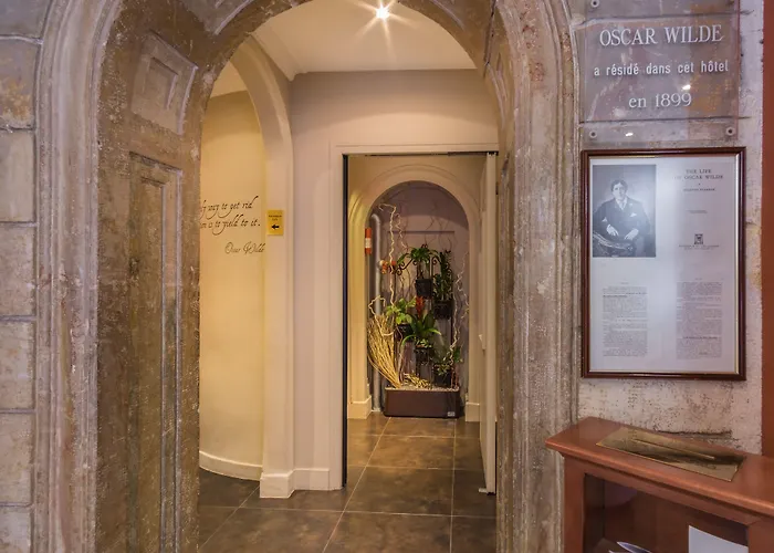 Korner Louvre 3* Paris