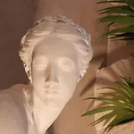 Korner Louvre 3*