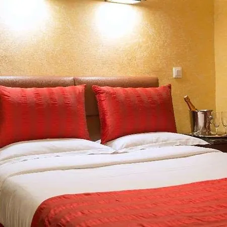 لوفر مارسولي أوبرا 3*