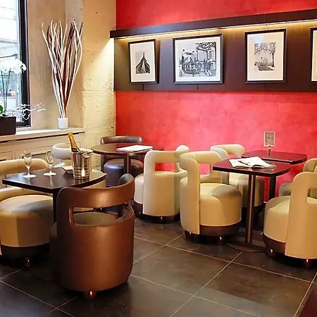 Hotell Korner Louvre 3*