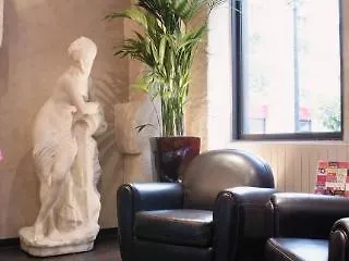 Korner Louvre 3* パリ