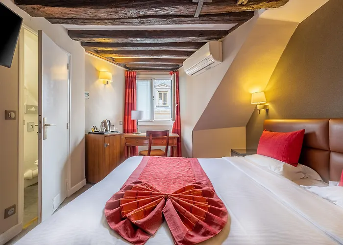 Korner Louvre Hotel 3*