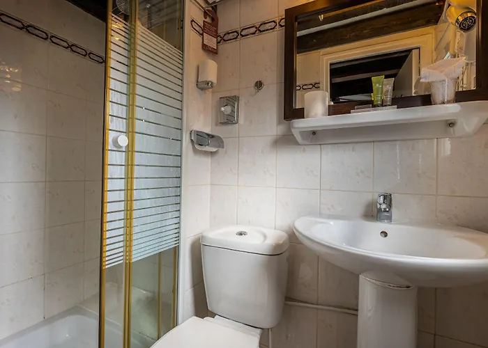 Korner Louvre 3* Paryż