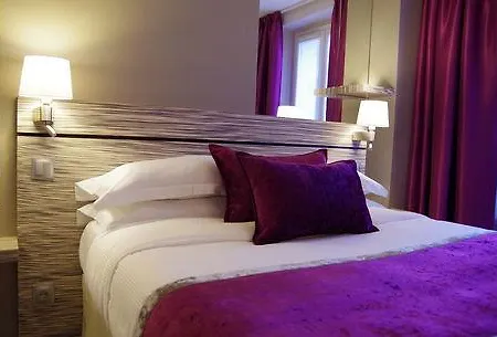 Korner Louvre ホテル