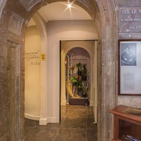 Korner Louvre 3* パリ