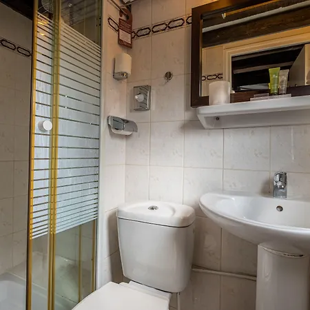 Korner Louvre 3* パリ