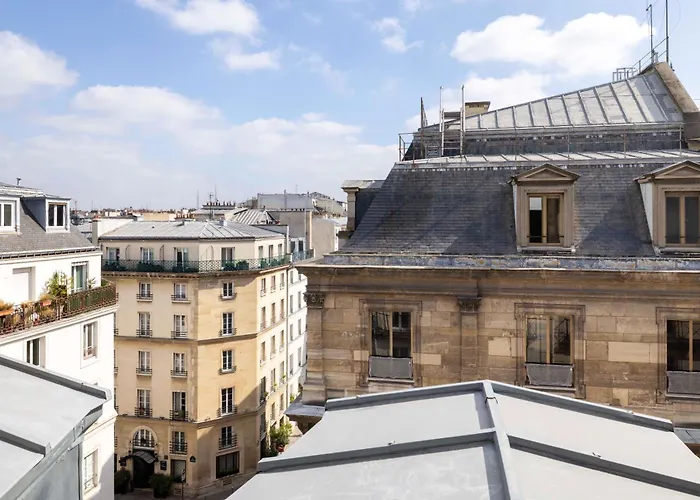 Korner Louvre فندق